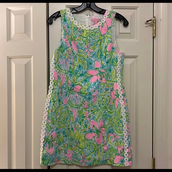 Lilly Pulitzer dress - Picture 1 of 5